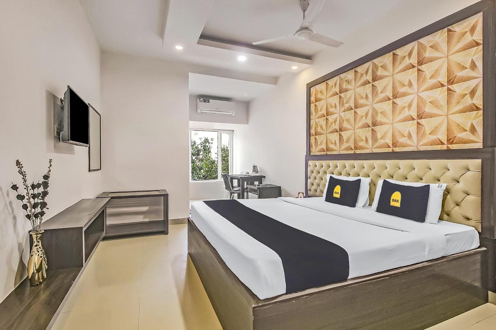 Super Townhouse Oak The Platinum Studio New Town Bagian luar foto